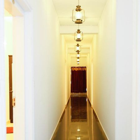 Oyo 4867 Royal Homes Alappuzha ภายนอก รูปภาพ
