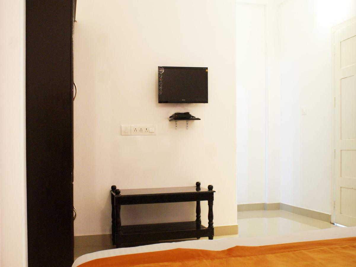 Oyo 4867 Royal Homes Alappuzha ภายนอก รูปภาพ