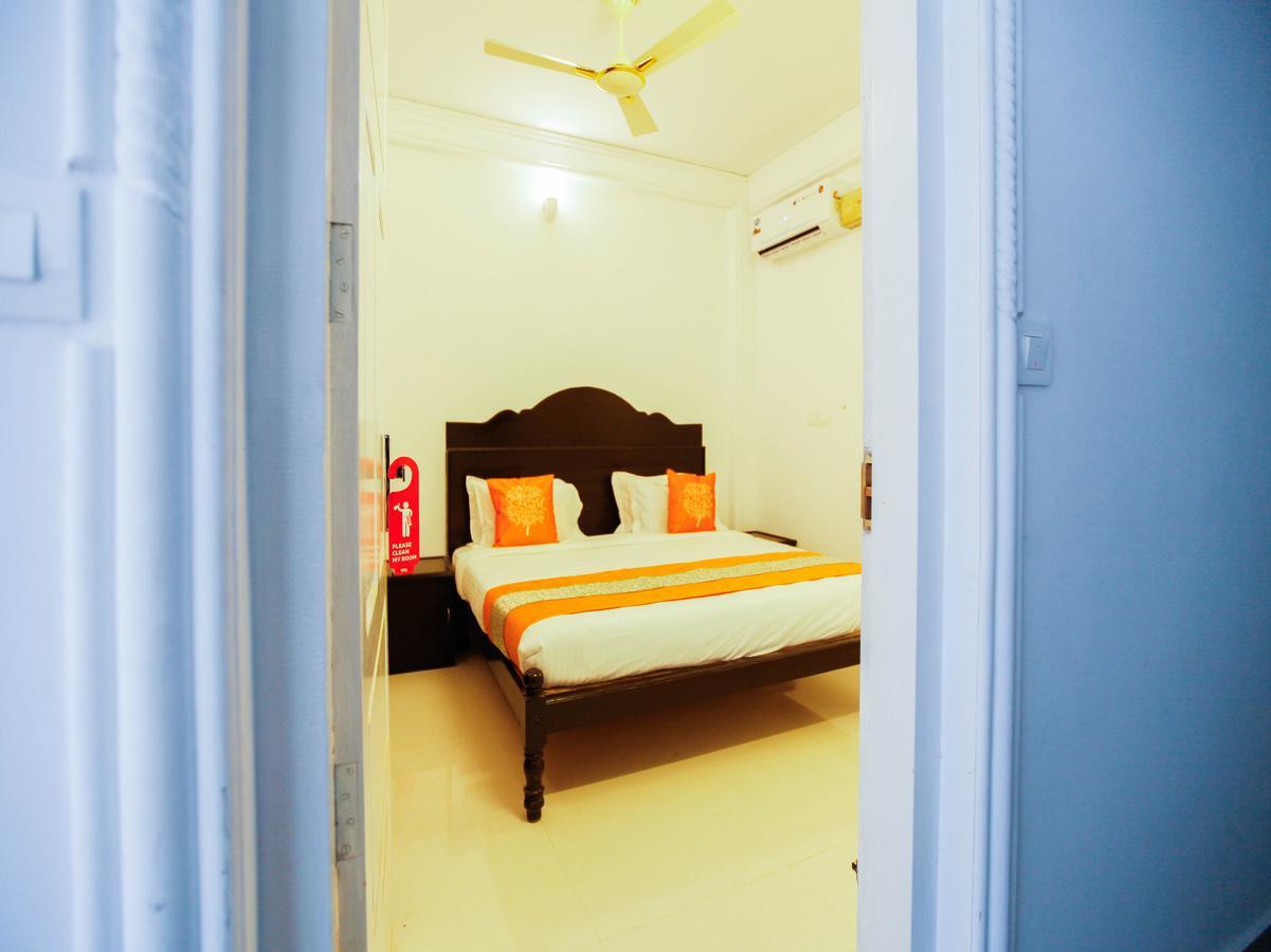 Oyo 4867 Royal Homes Alappuzha ภายนอก รูปภาพ