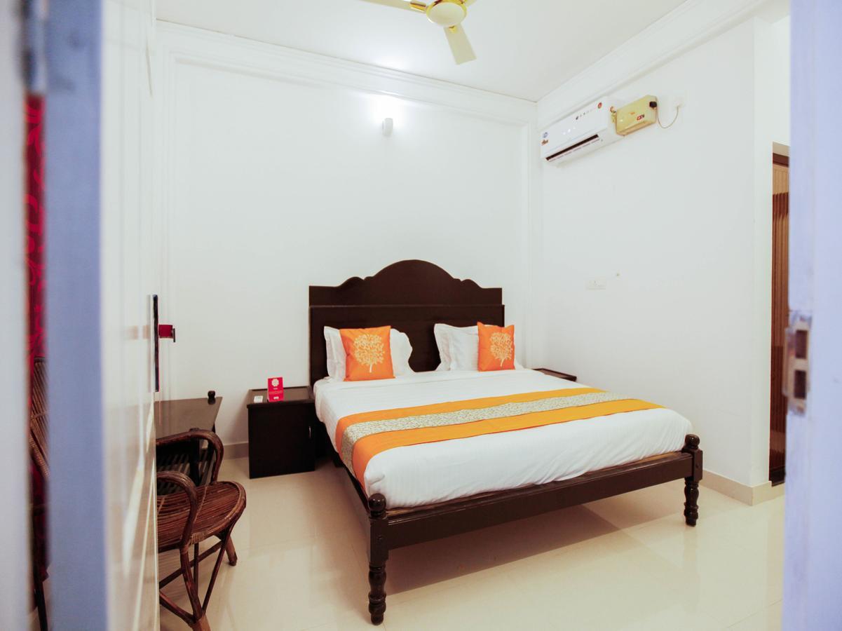 Oyo 4867 Royal Homes Alappuzha ภายนอก รูปภาพ