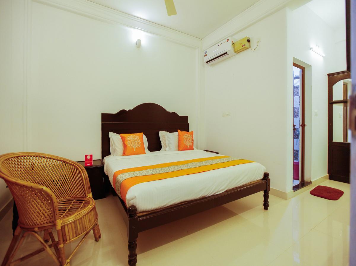 Oyo 4867 Royal Homes Alappuzha ภายนอก รูปภาพ